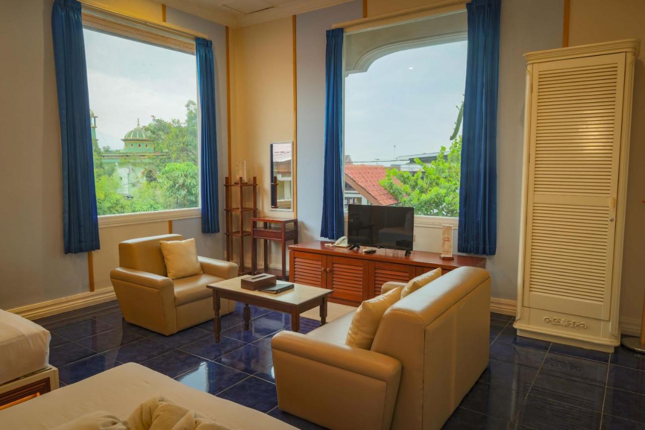 Family Hotel Gradia 2 Batu  Εξωτερικό φωτογραφία