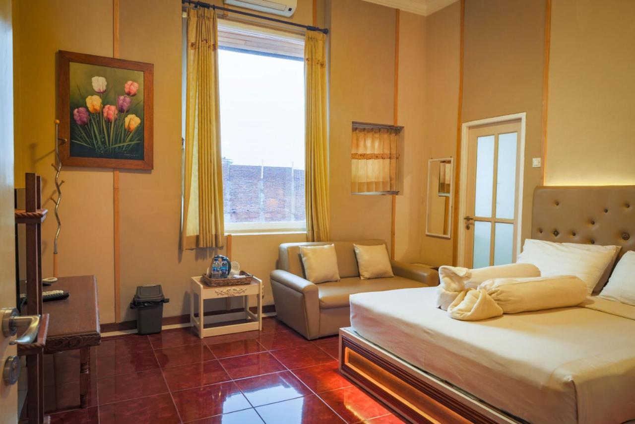 Family Hotel Gradia 2 Batu  Εξωτερικό φωτογραφία