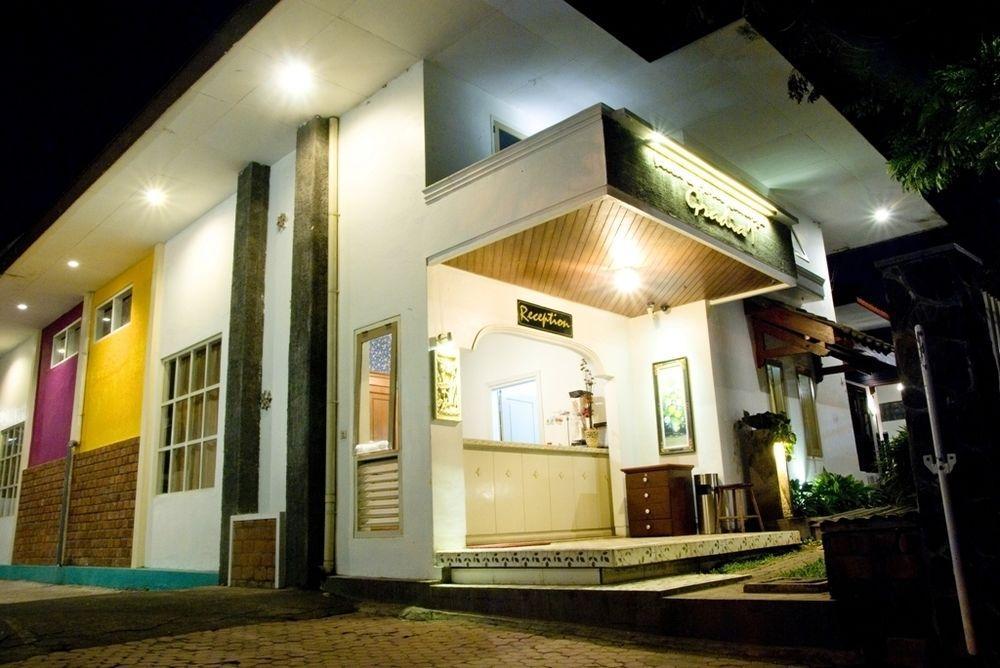 Family Hotel Gradia 2 Batu  Εξωτερικό φωτογραφία