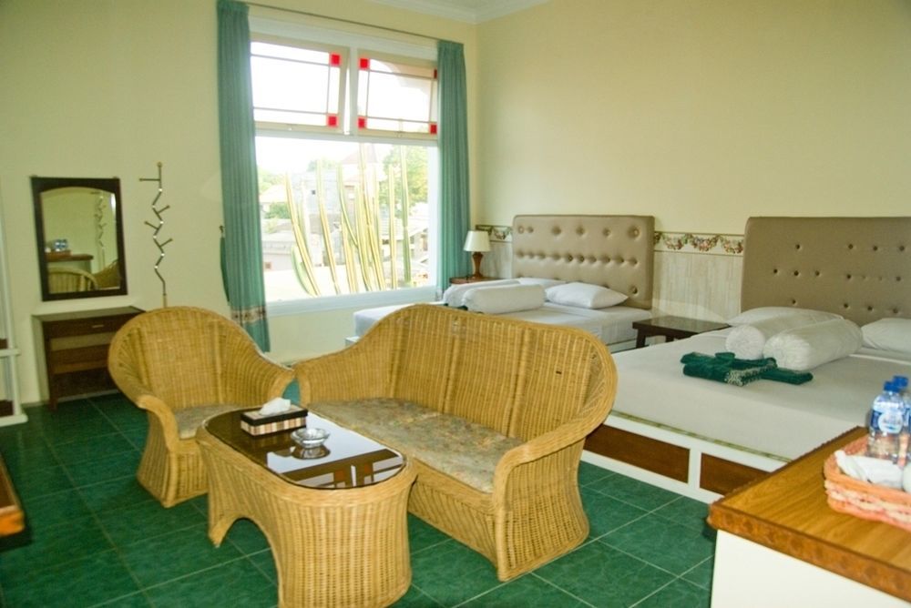 Family Hotel Gradia 2 Batu  Εξωτερικό φωτογραφία